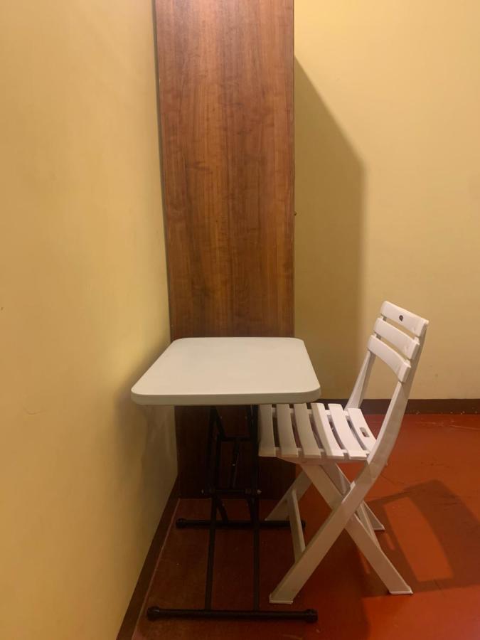 Cafe Sola Bnb Shillong Luaran gambar