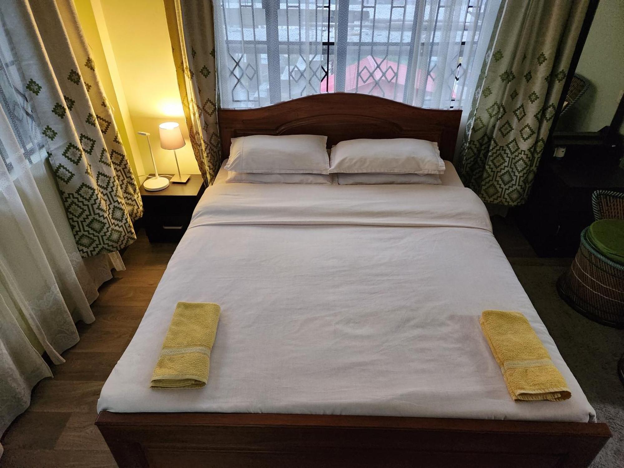 Cafe Sola Bnb Shillong Luaran gambar