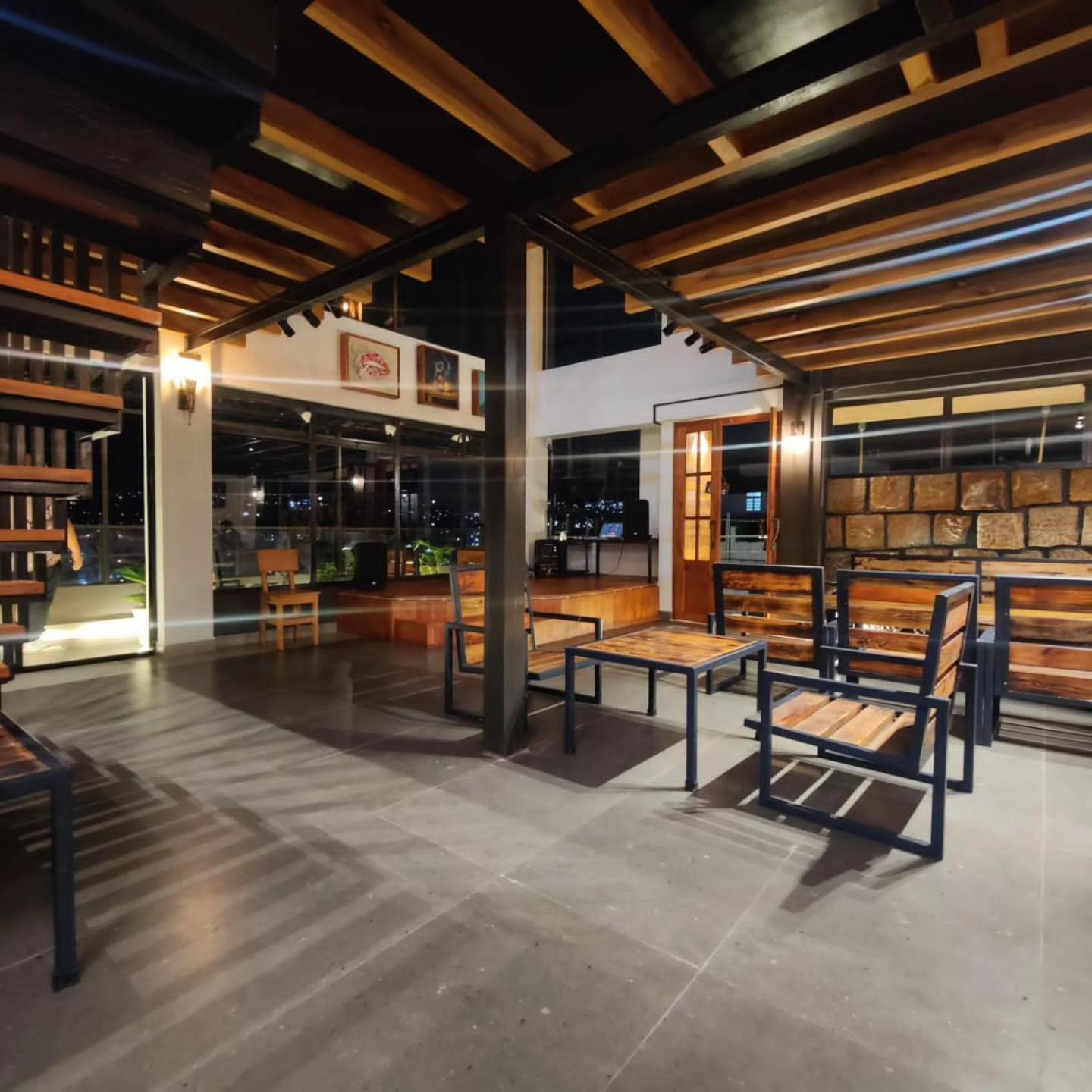 Cafe Sola Bnb Shillong Luaran gambar